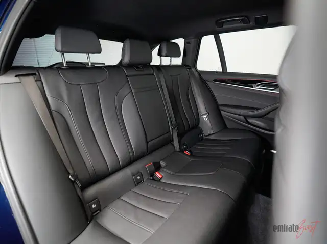 BMW 5 Series view 12