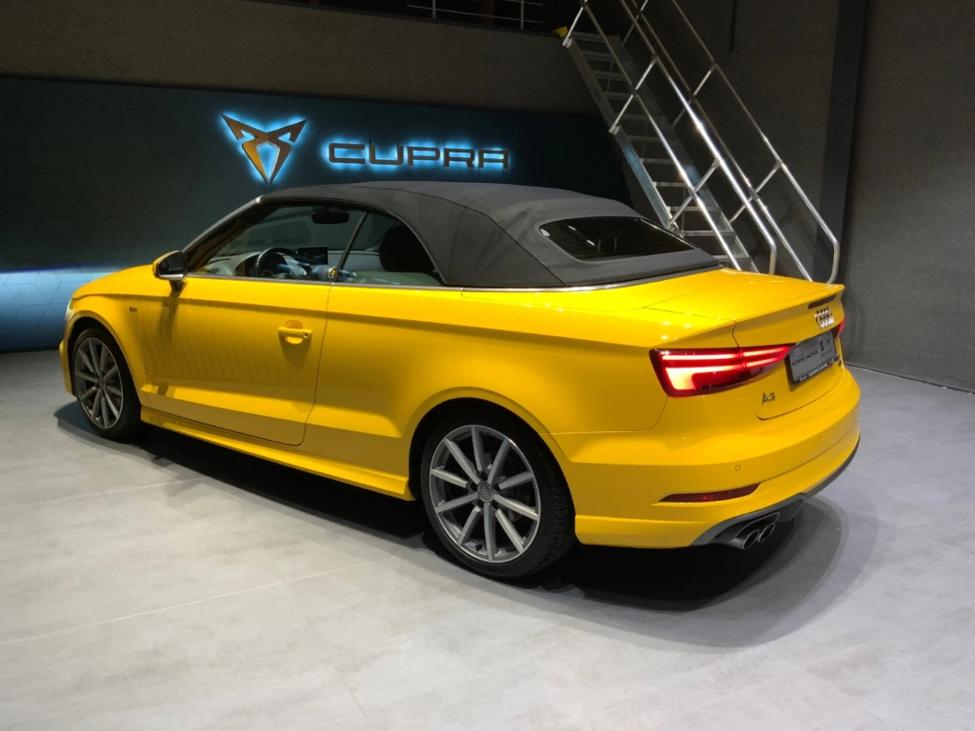 Audi A3 Cabrio S-Line 2.0TFSI s-Tronic quattro+Navi — photo 6