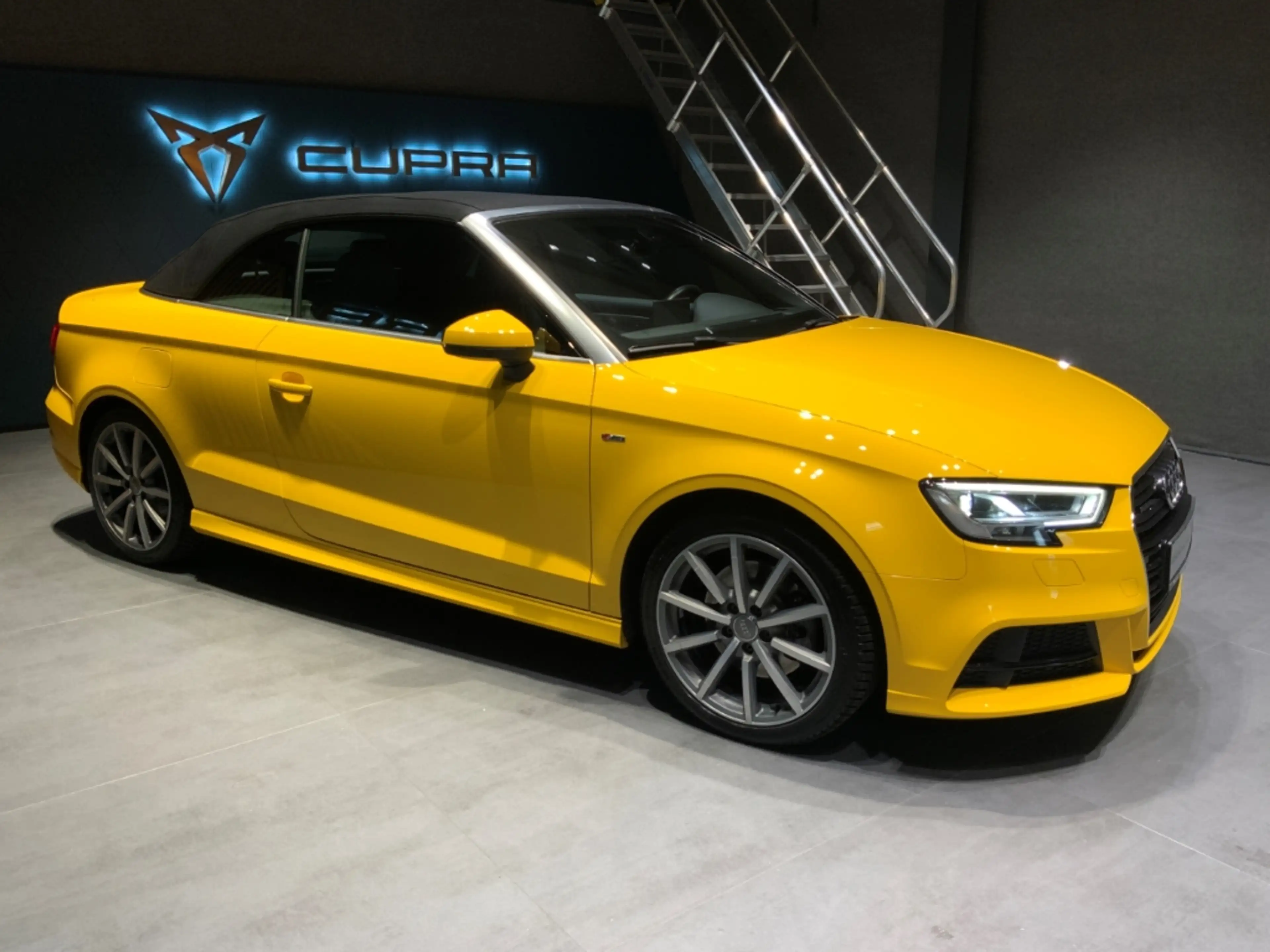 Audi A3 Cabrio S-Line 2.0TFSI s-Tronic quattro+Navi — photo 2