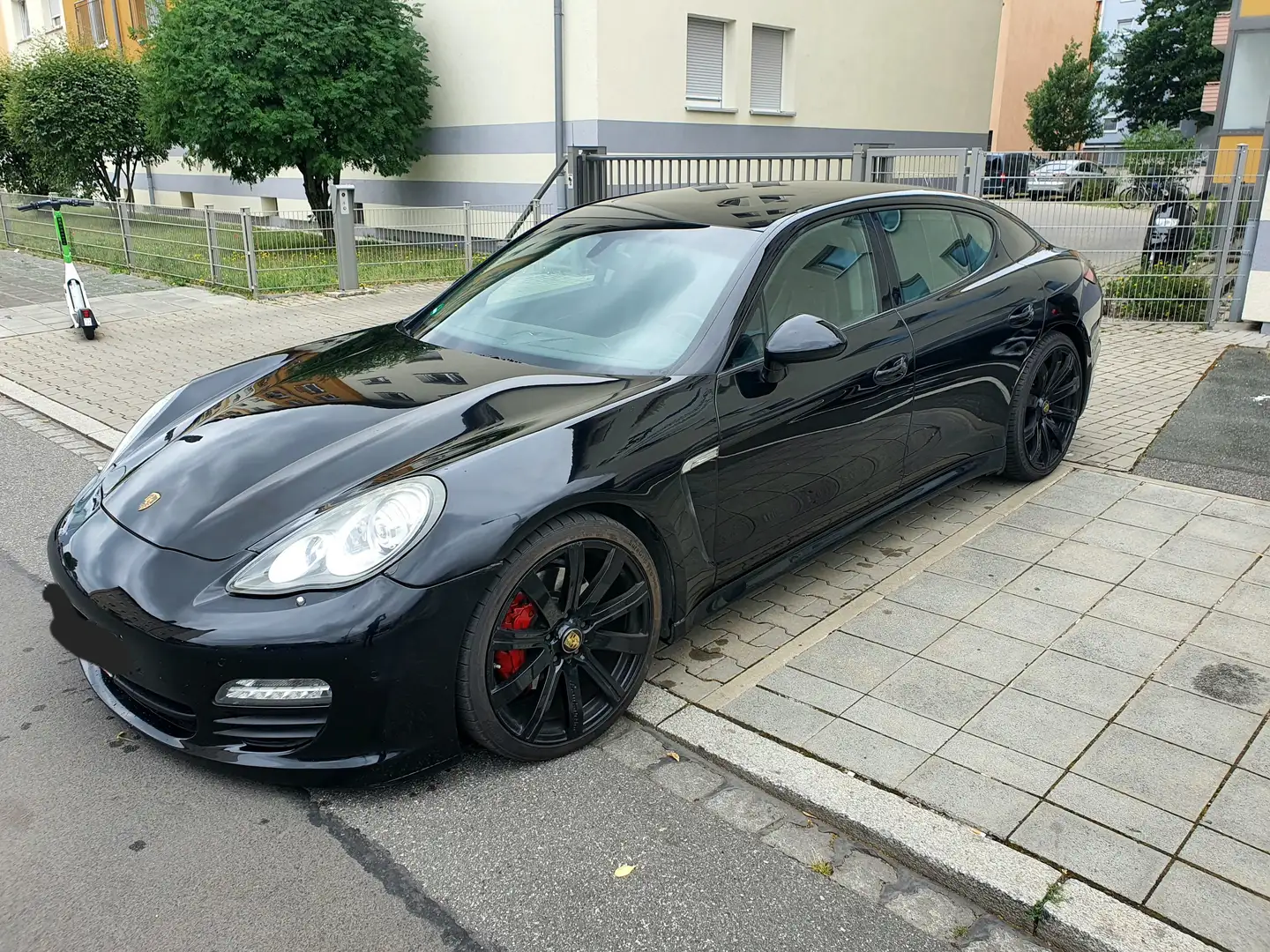 Porsche Panamera S (Typ 970) GTS Negru - 1