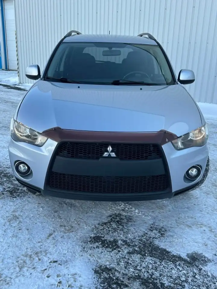 Mitsubishi Outlander fotografie Mitsubishi Outlander