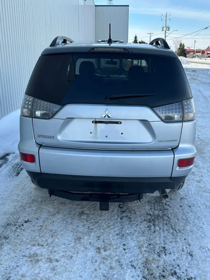 Mitsubishi Outlander fotografie Mitsubishi Outlander