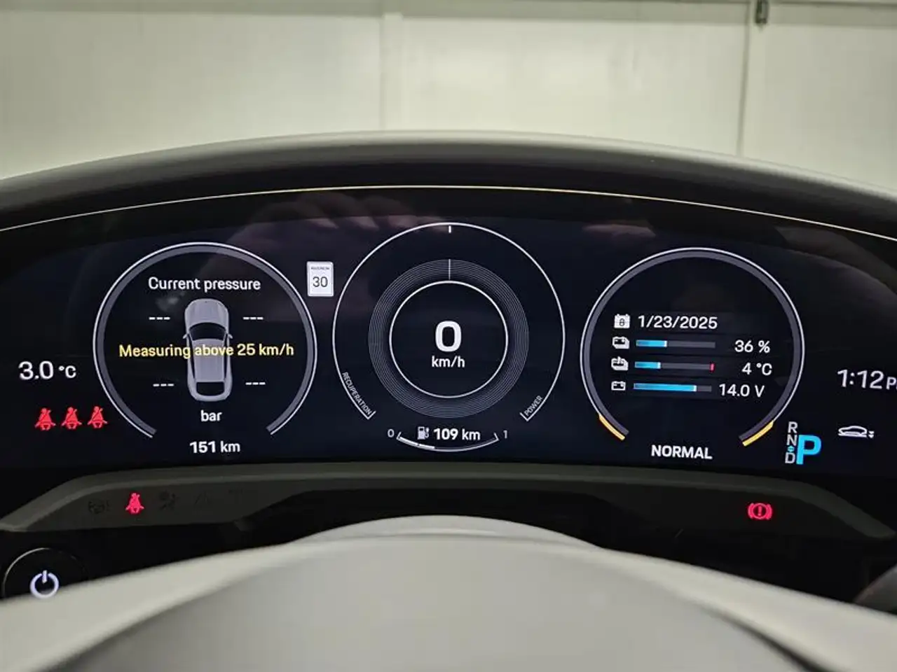 Porsche Taycan снимка Porsche Taycan