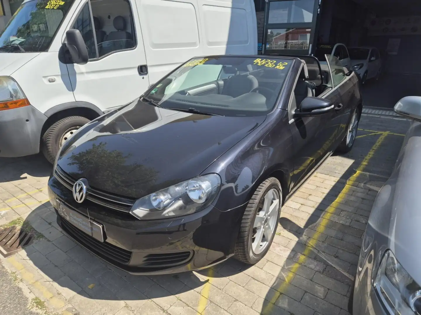 Volkswagen Golf Cabriolet 1.4 TSI Zwart - 1