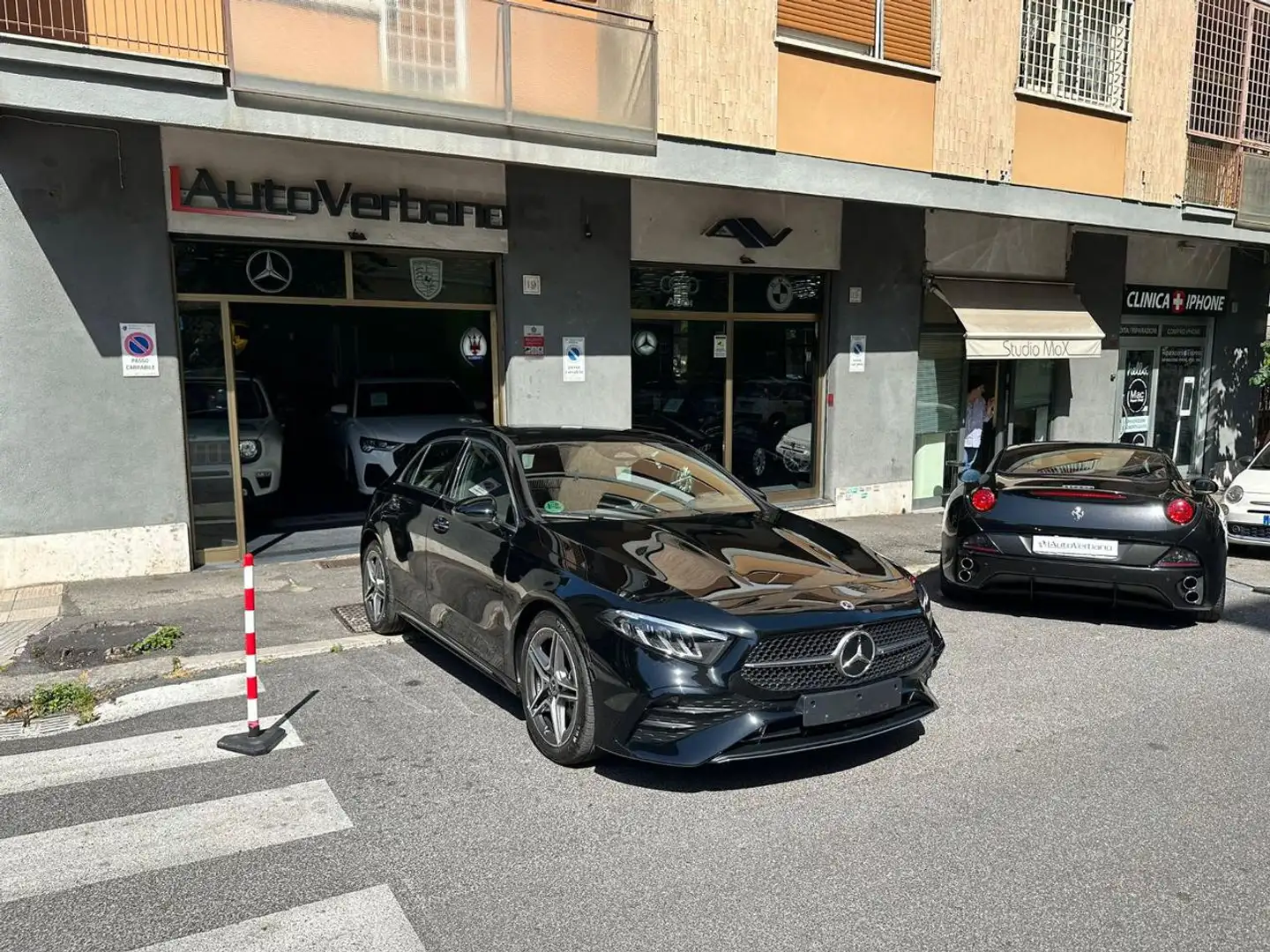 Mercedes-Benz A 200 AMG Line Premium Plus-2 Anni Garanzia Mecedes Nero - 1