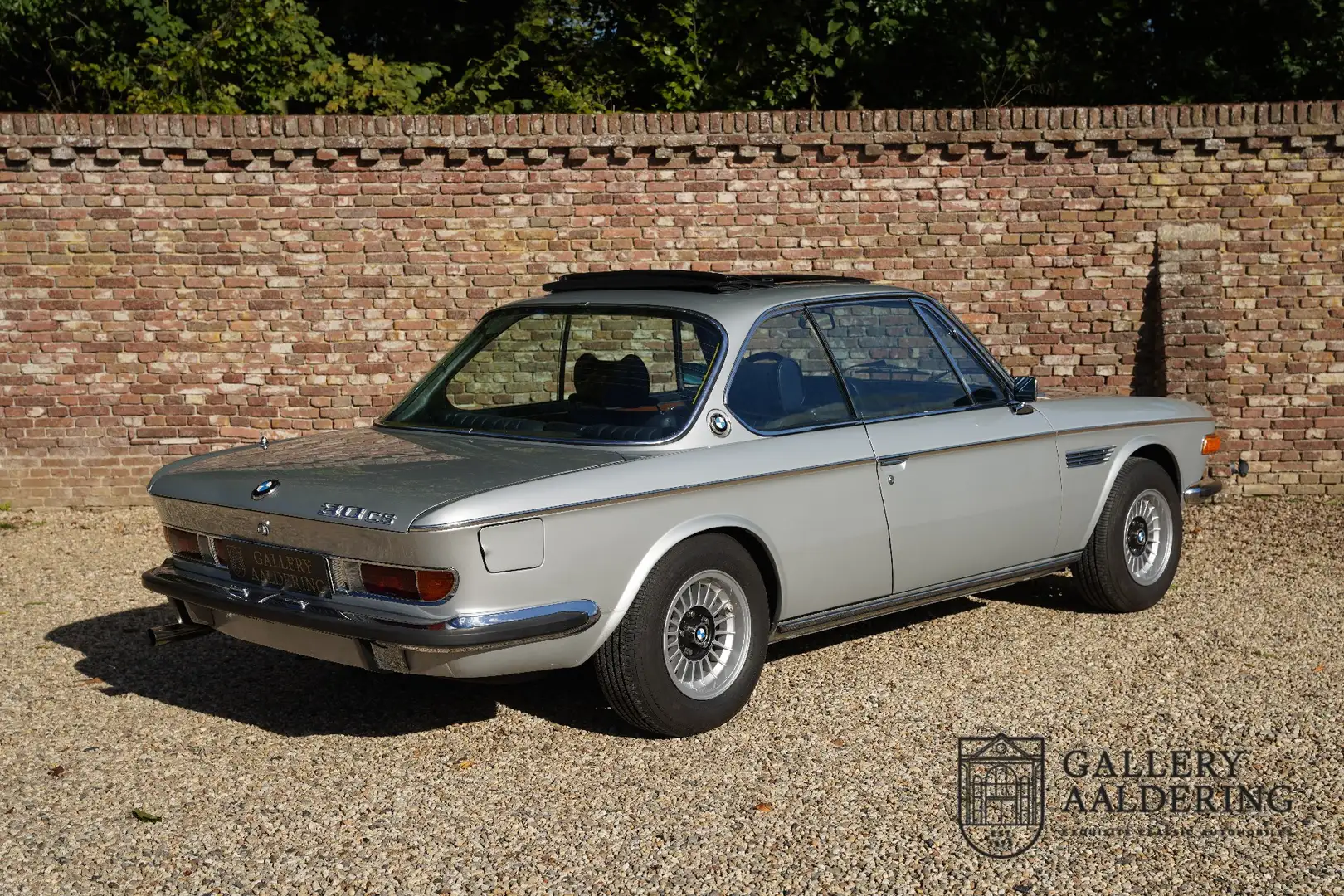BMW 3.0 CS Bare-metal restoration and overhauled techn Grey - 2
