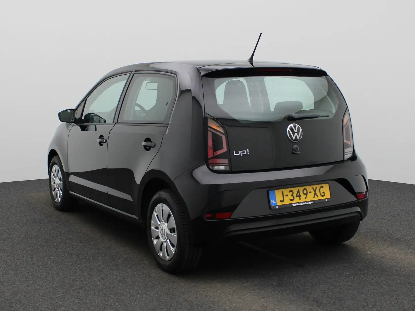 Volkswagen up! 1.0 BMT move up! | Bluetooth | Airco | 5 deurs | Zwart - 2