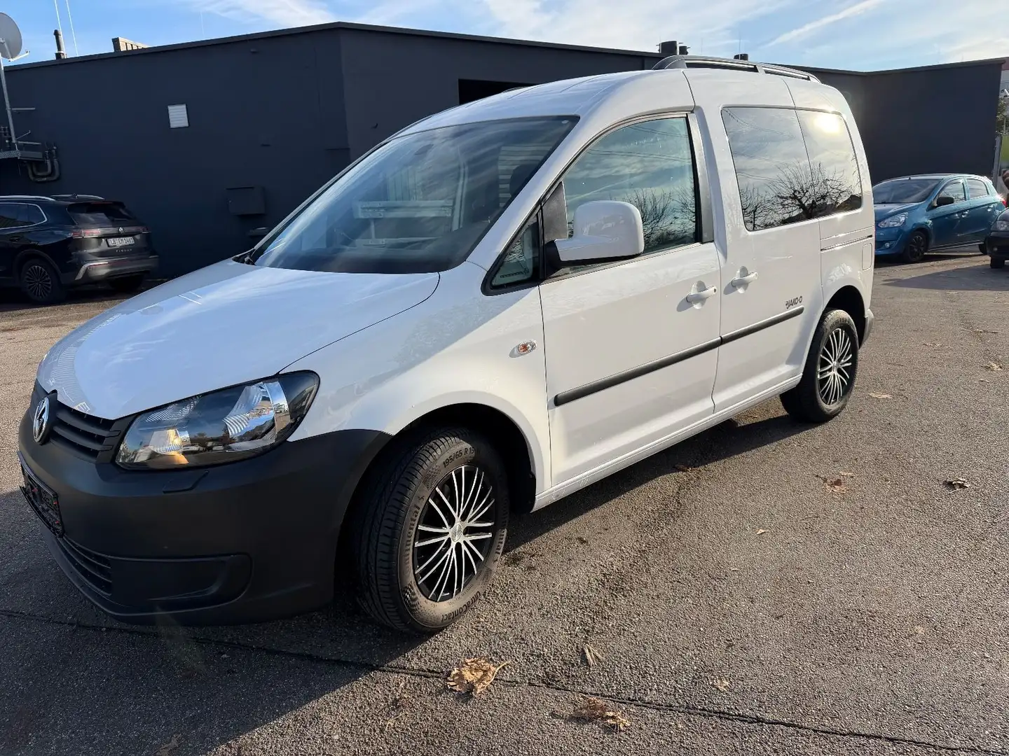 Volkswagen Caddy /Kombi JAKO-O Trendline-7Sitzer-PDC-IHand Weiß - 1