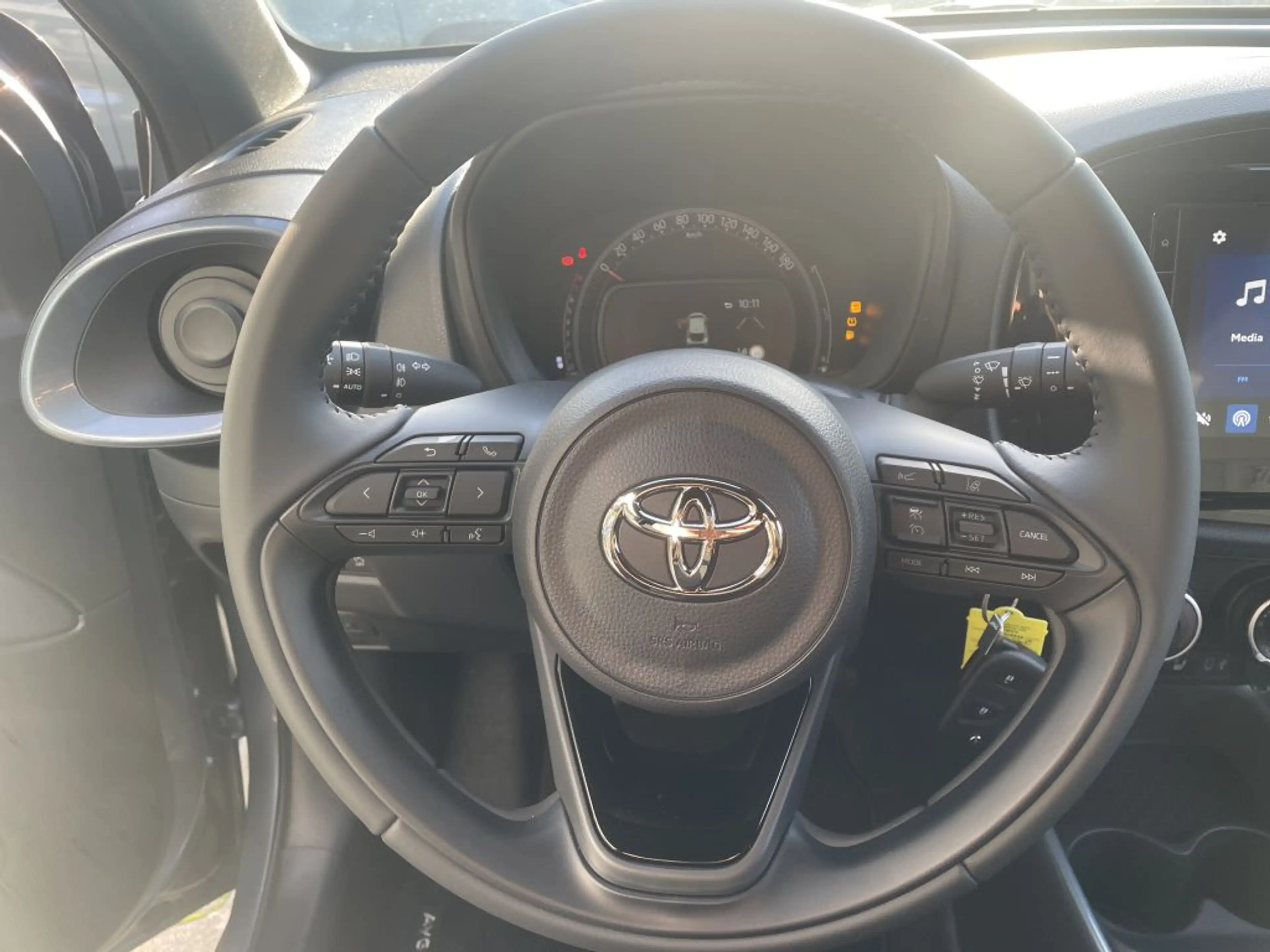 Toyota Aygo X Teamplayer*SHZ*BI-TONE*RÜCKFAHRKAMERA — photo 14