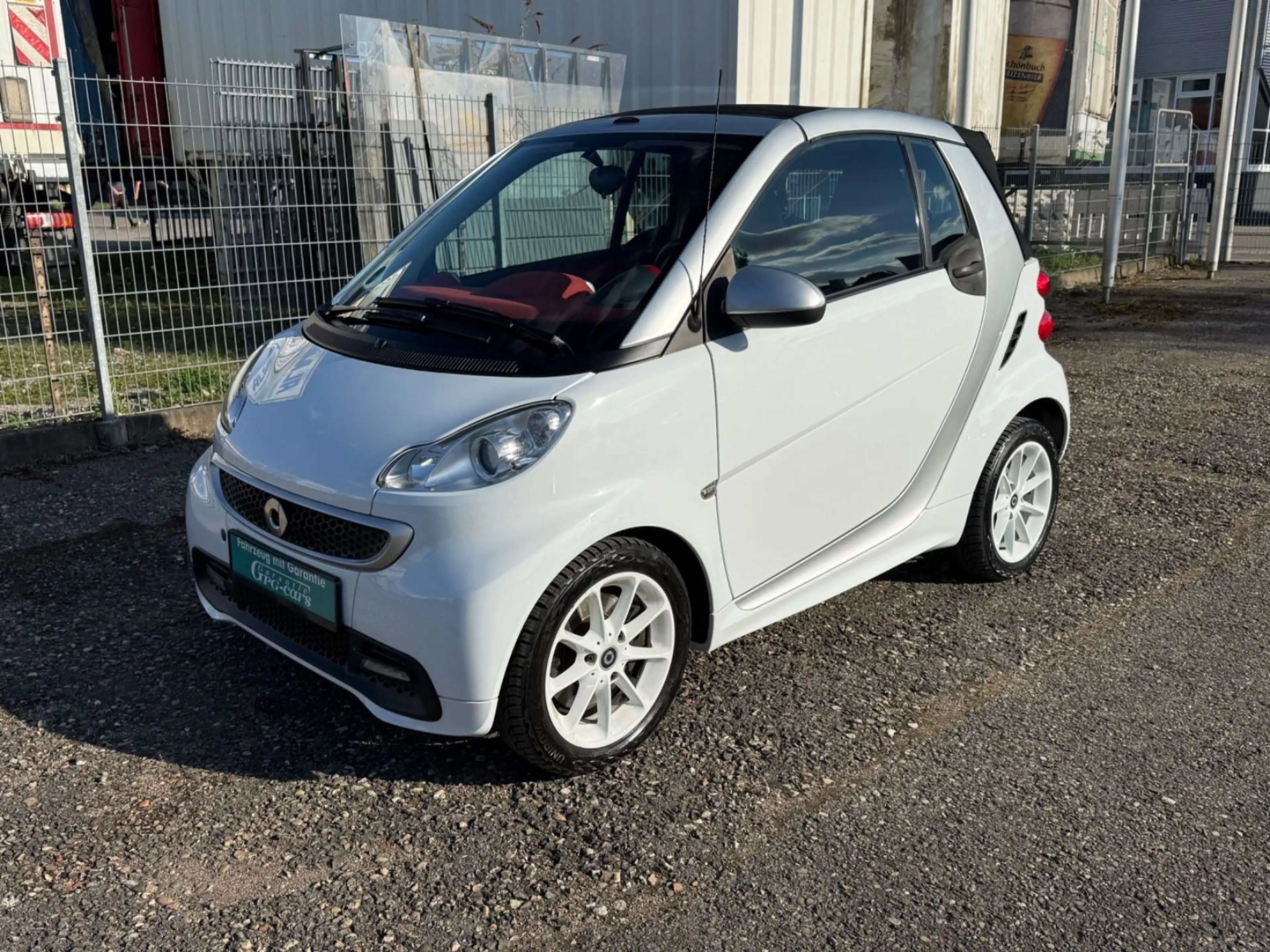 smart forTwo fortwo cabrio Basis 62 kW — photo 7