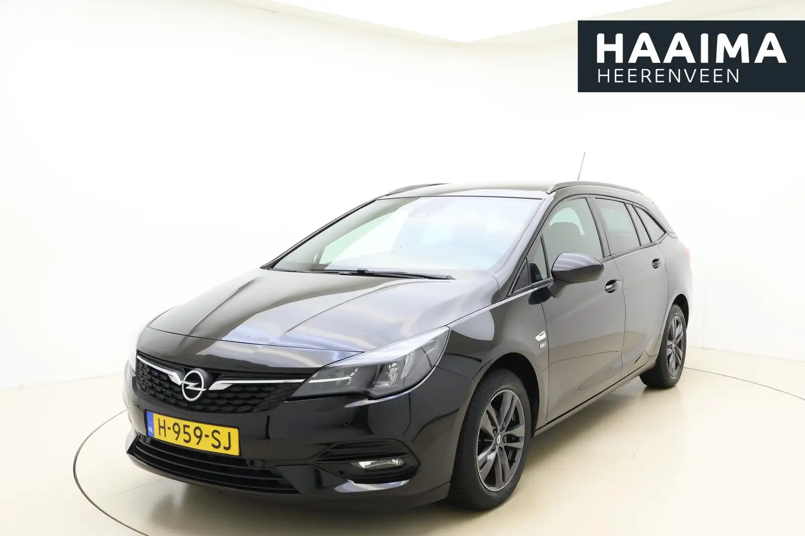 Opel Astra Sports Tourer 1.2 Turbo 130pk Edition 2020 | Navig Zwart - 1