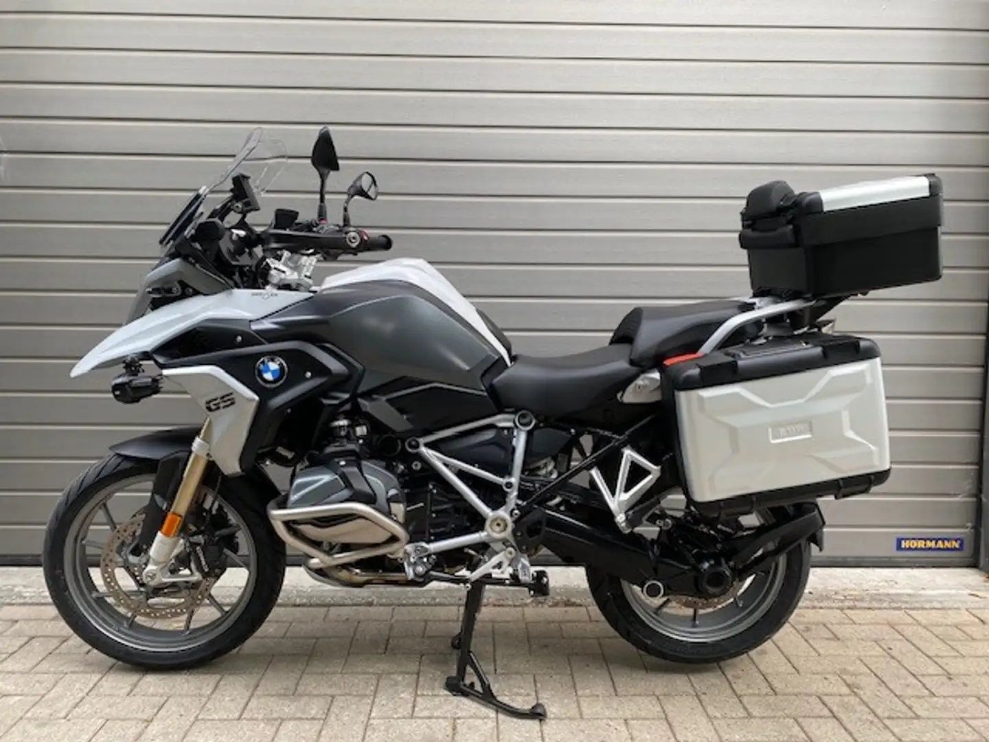 BMW R 1250 GS 0 - 1