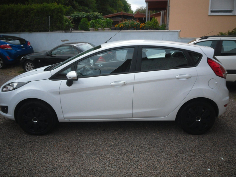 Ford Fiesta Celebration 5Türig 45000KM 101PS Klima SH — photo 3