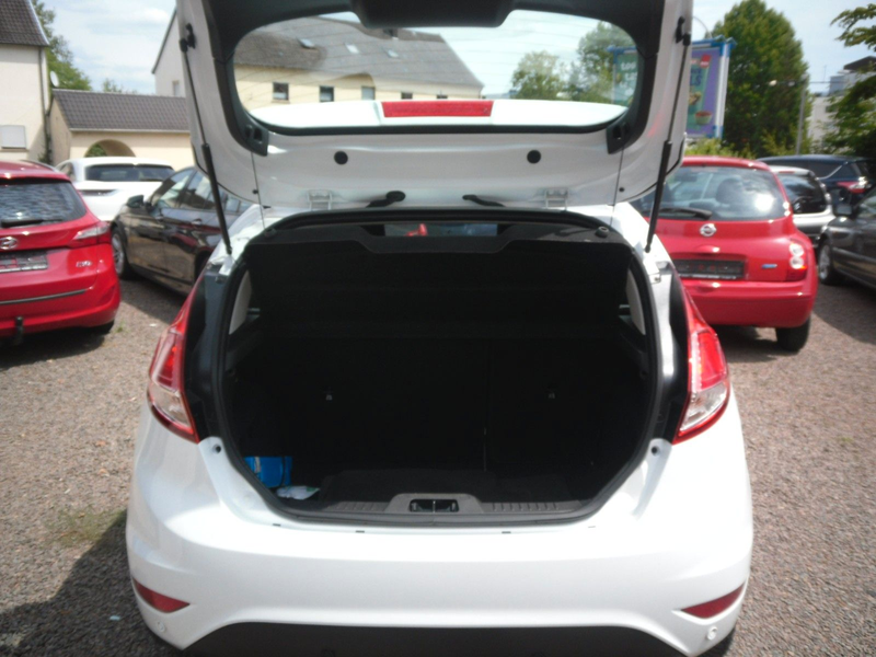 Ford Fiesta Celebration 5Türig 45000KM 101PS Klima SH — photo 12