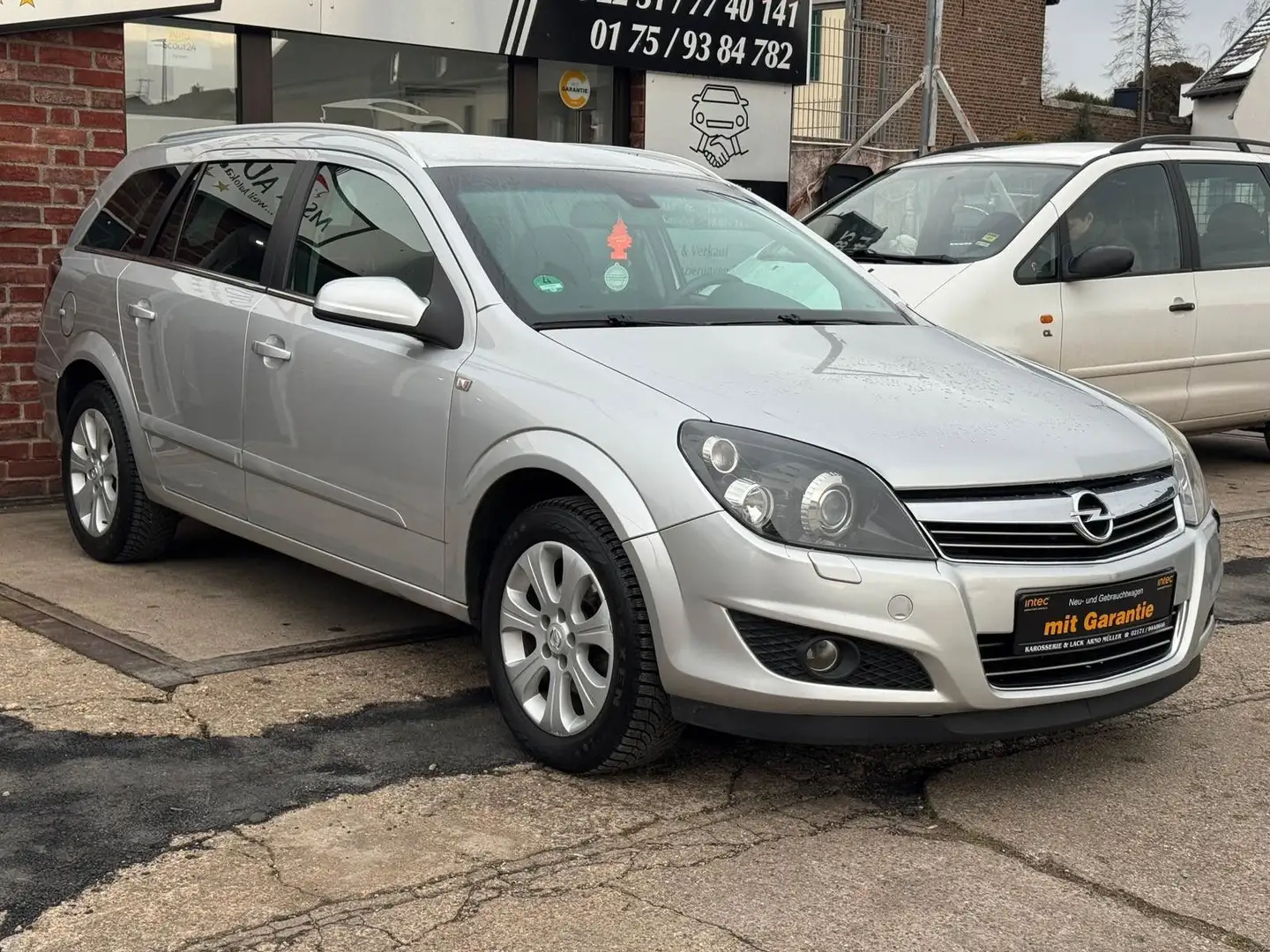 Opel Astra H Caravan Innovation*XENON*GARANTIE* Silber - 1