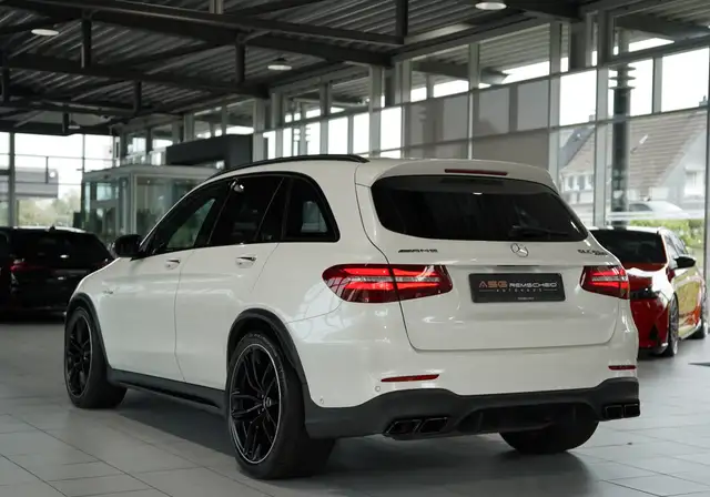Mercedes-Benz GLC Class view 9