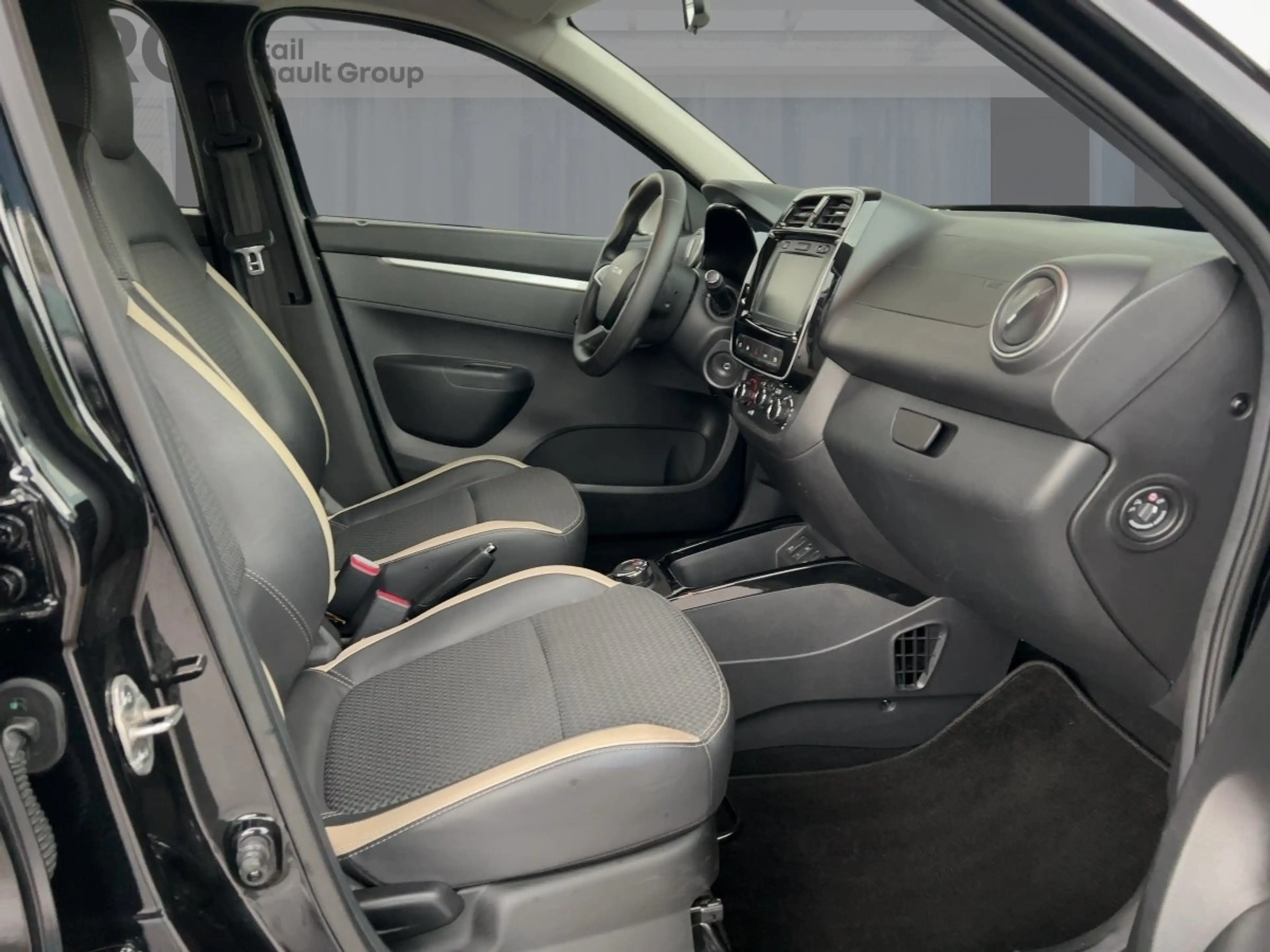 Dacia Spring Essential KLIMA LED-Tagfahrlicht ABS ESP ZV — photo 8