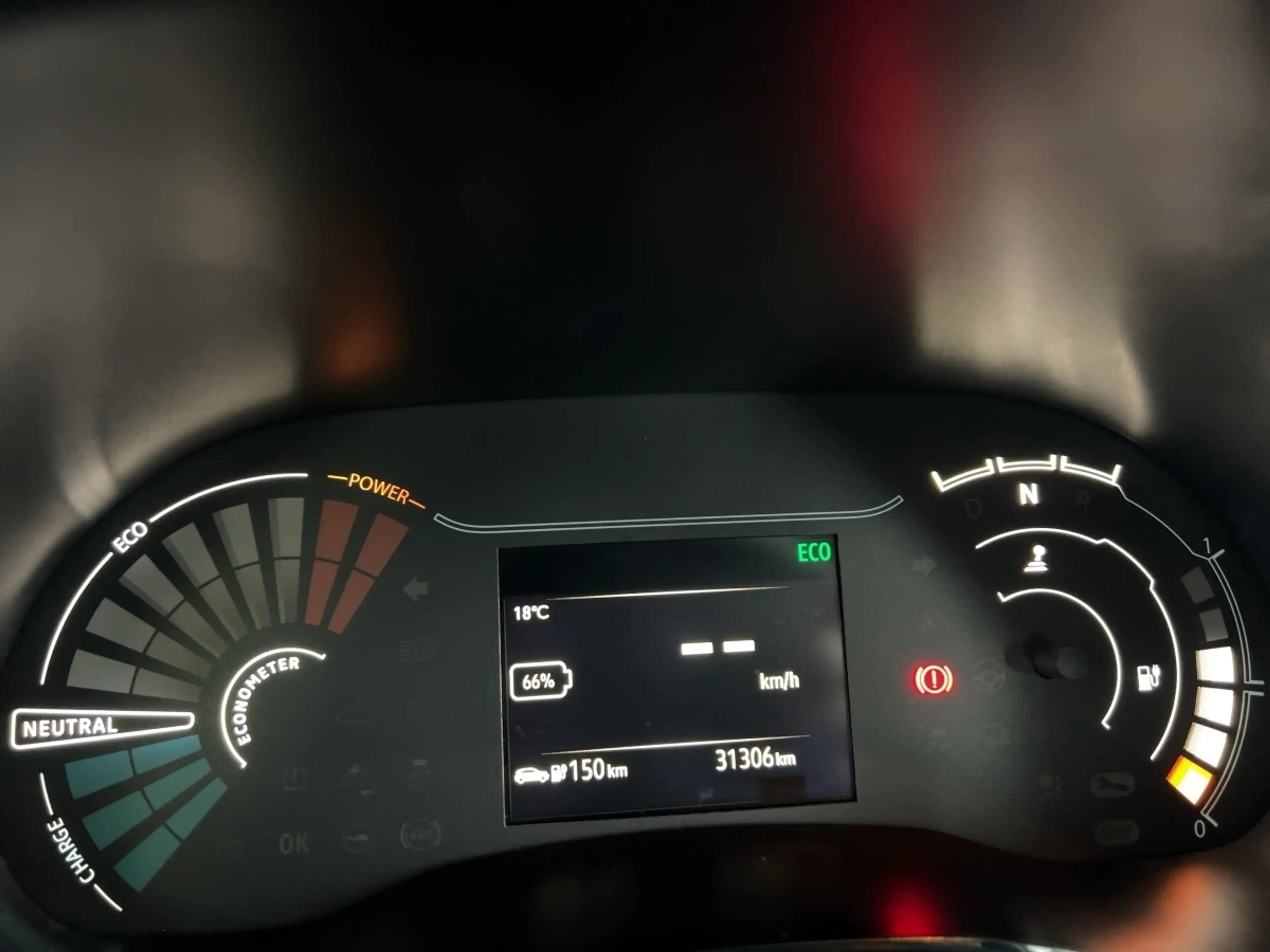 Dacia Spring Essential KLIMA LED-Tagfahrlicht ABS ESP ZV — photo 13
