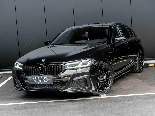 BMW 545 e Xdrive | Pano | Headup | H. kardon | 360 |