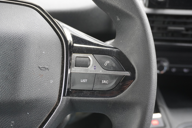 Peugeot Partner 1.2 PT Benzine! EURO 6 - Airco - Navi - Cruise - € — photo 18