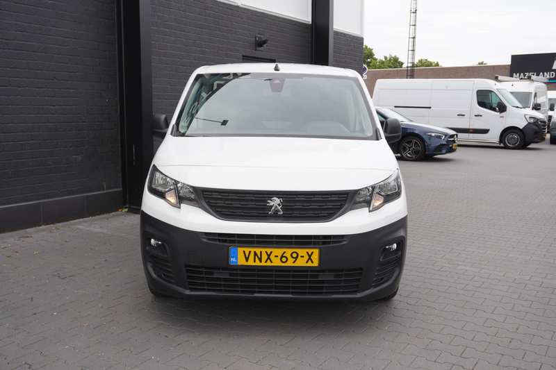 Peugeot Partner 1.2 PT Benzine! EURO 6 - Airco - Navi - Cruise - € — photo 6