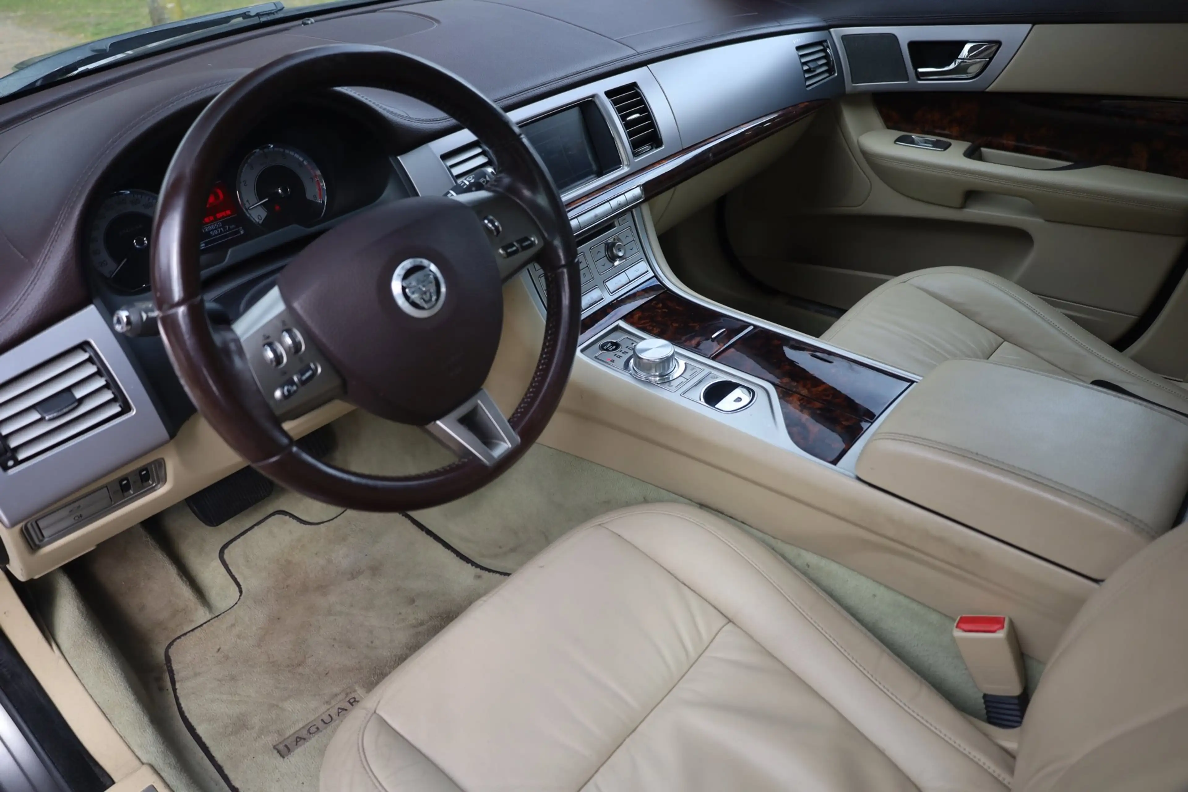 Jaguar XF 3.0 V6 Luxury Aut. | Youngtimer | Luxe leder | Cam — photo 2