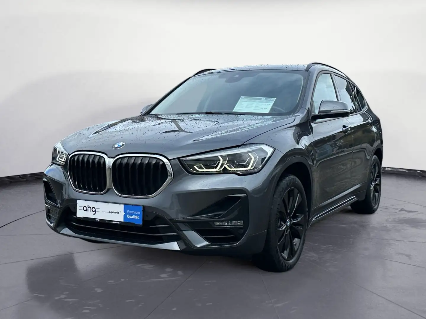 BMW X1 xDrive25e Sport Line Steptronic Navi Aktive G Grijs - 2