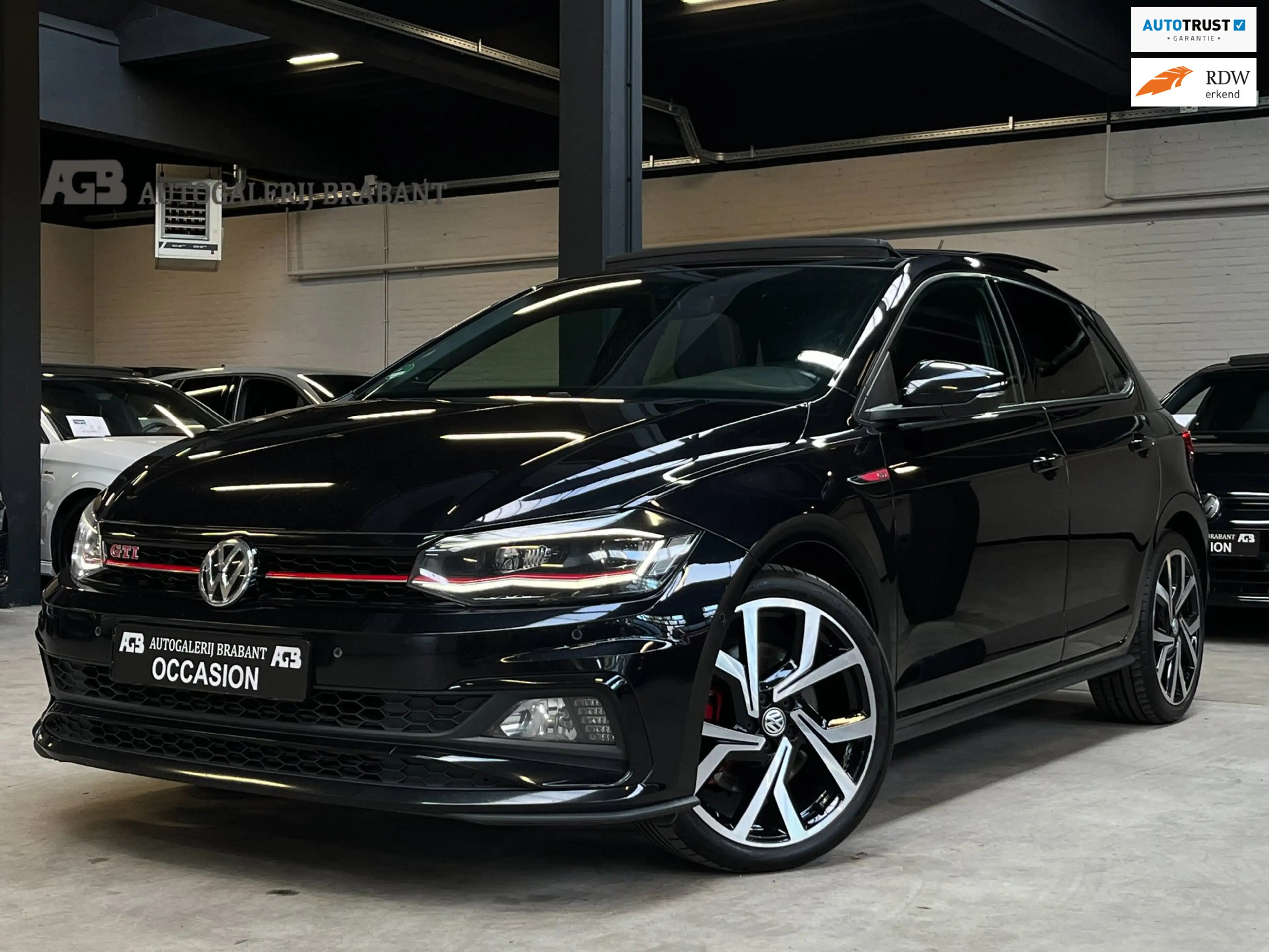 Volkswagen Polo GTI 2.0 TSI Pano/Park-Pilot/CarPlay/Automaat