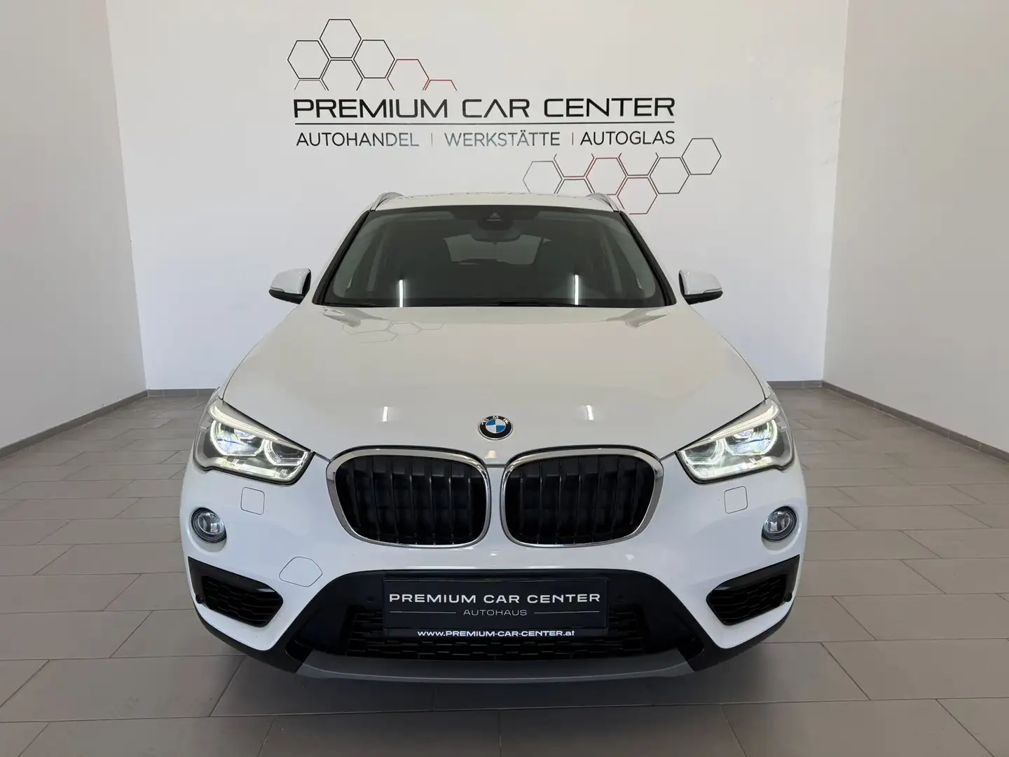 BMW X1 xDrive 18d Advantage LED / NAVI / KAMERA / PDC Weiß - 2