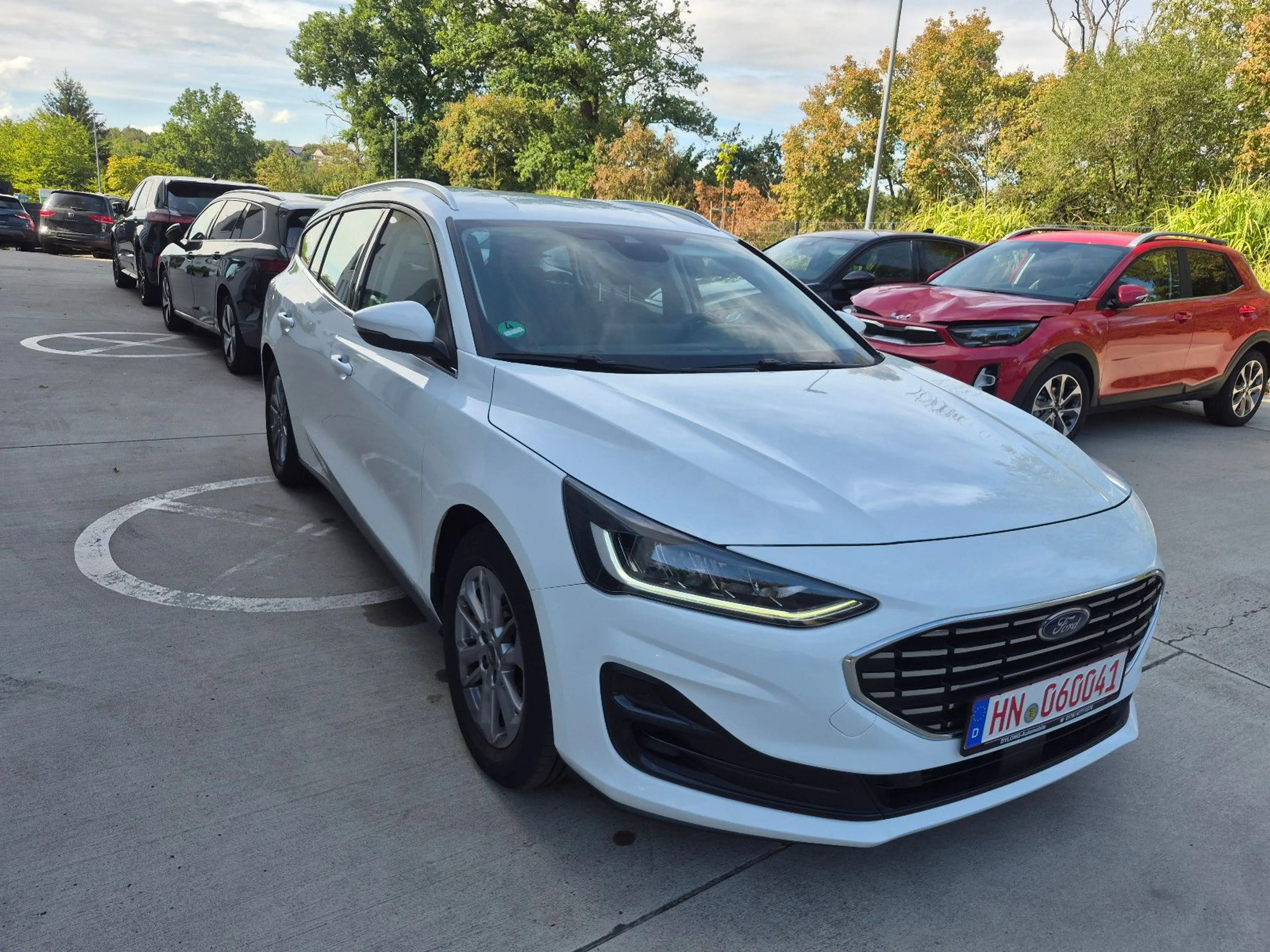 Ford Focus Turnier Titanium Automatik+Navi+Kamera — photo 3