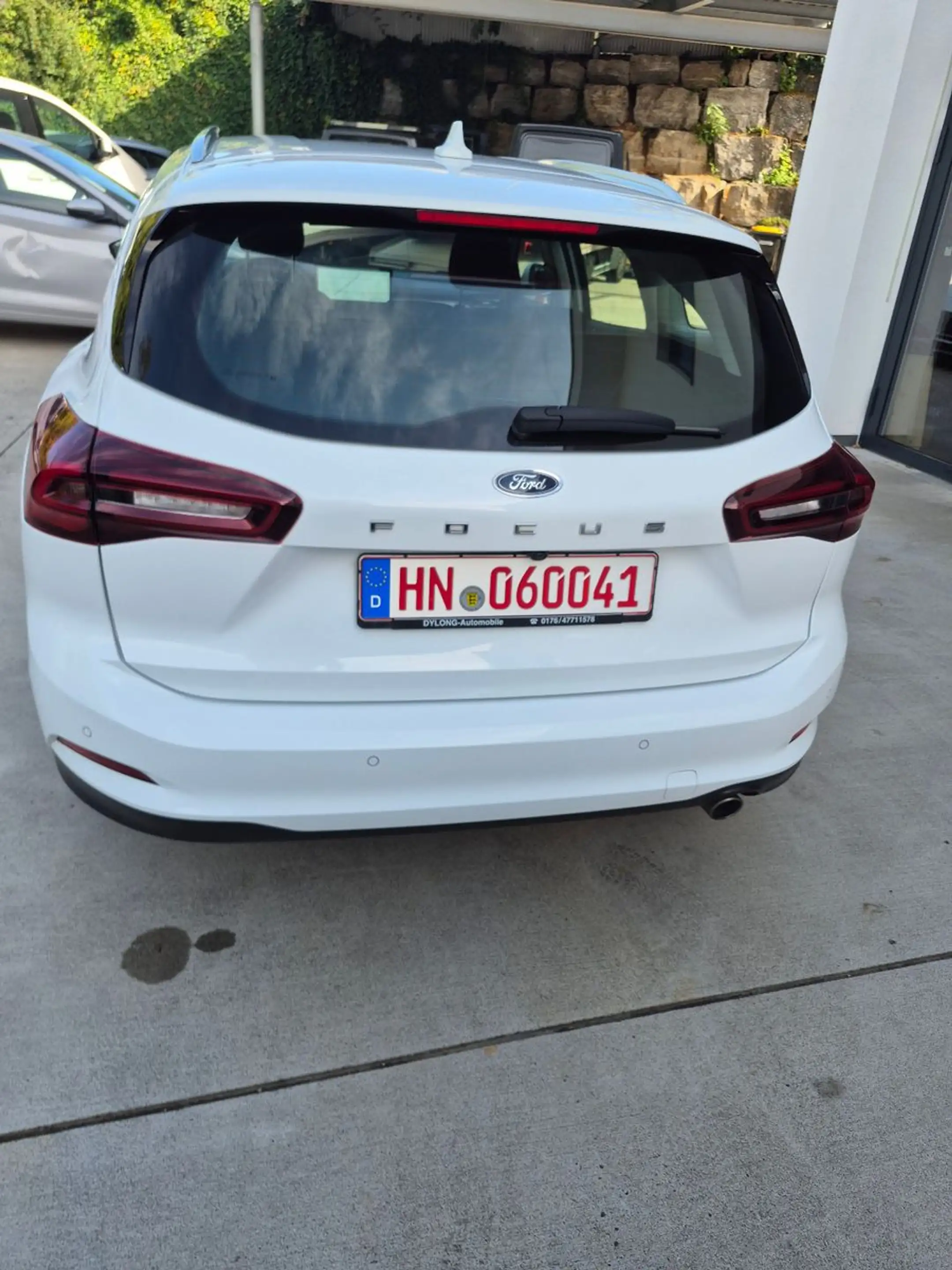 Ford Focus Turnier Titanium Automatik+Navi+Kamera — photo 9