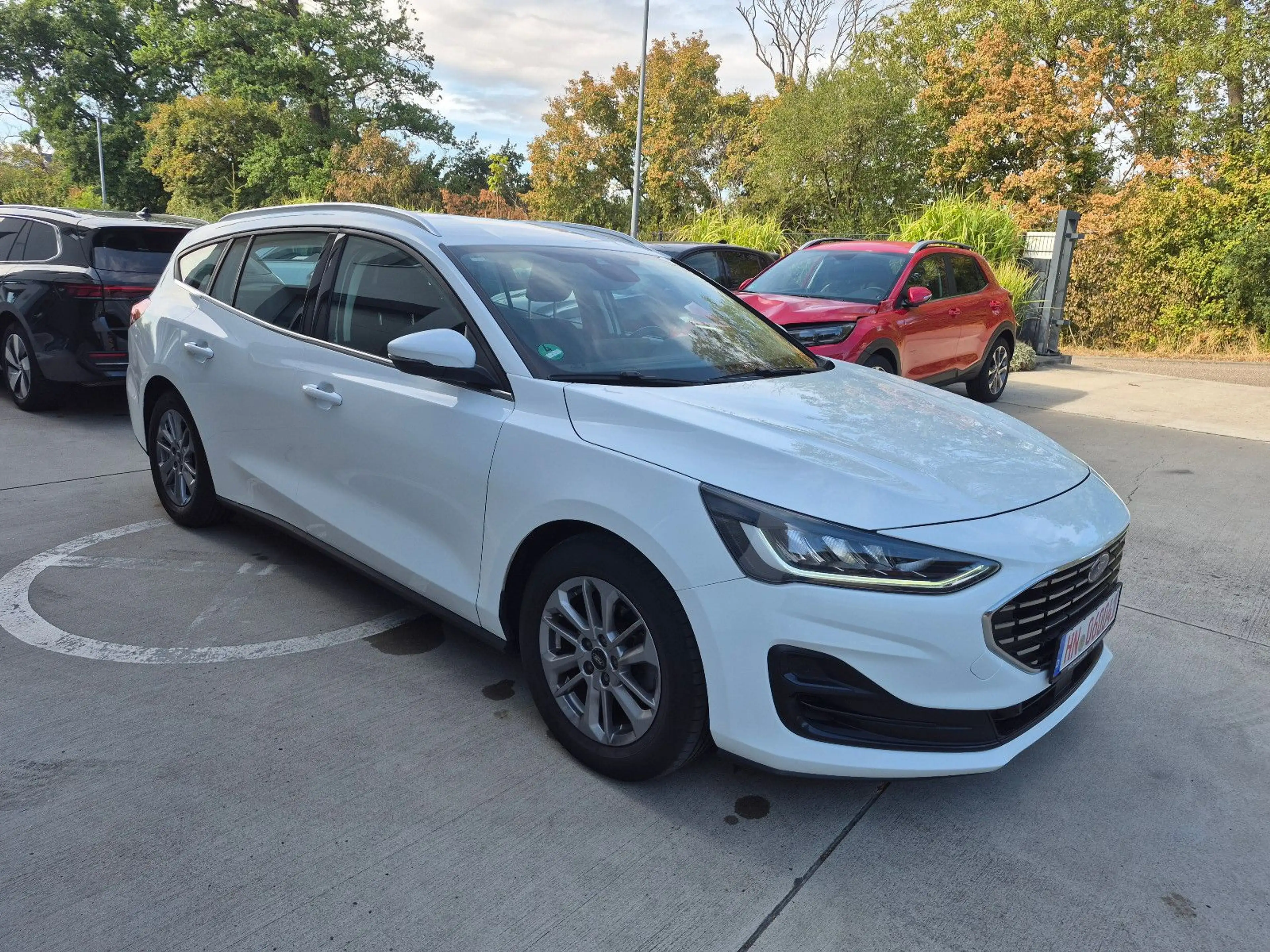 Ford Focus Turnier Titanium Automatik+Navi+Kamera — photo 14