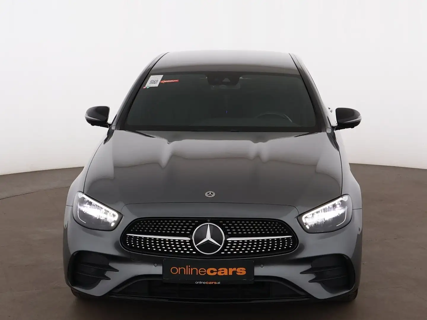 Mercedes-Benz E 300 e AMG Line Aut LED 360-CAM LEDER NAVI PDC Grau - 2
