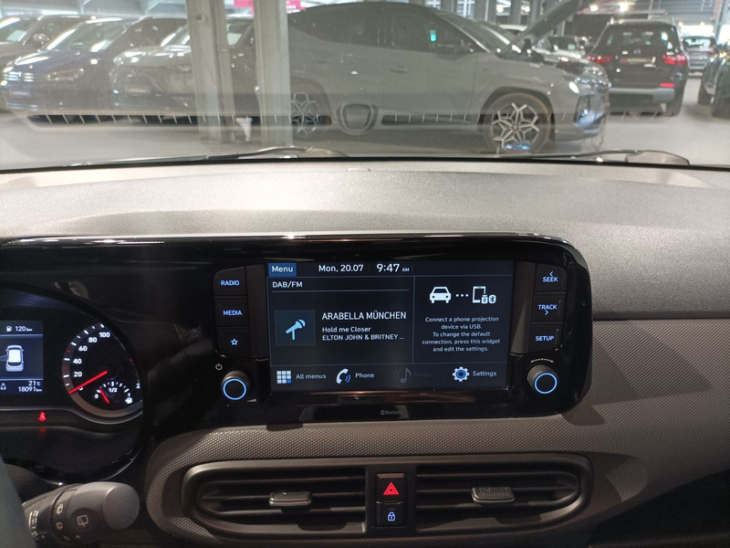 Hyundai i10 1.2 Trend ParkPilot|Sitzhz|App — photo 11
