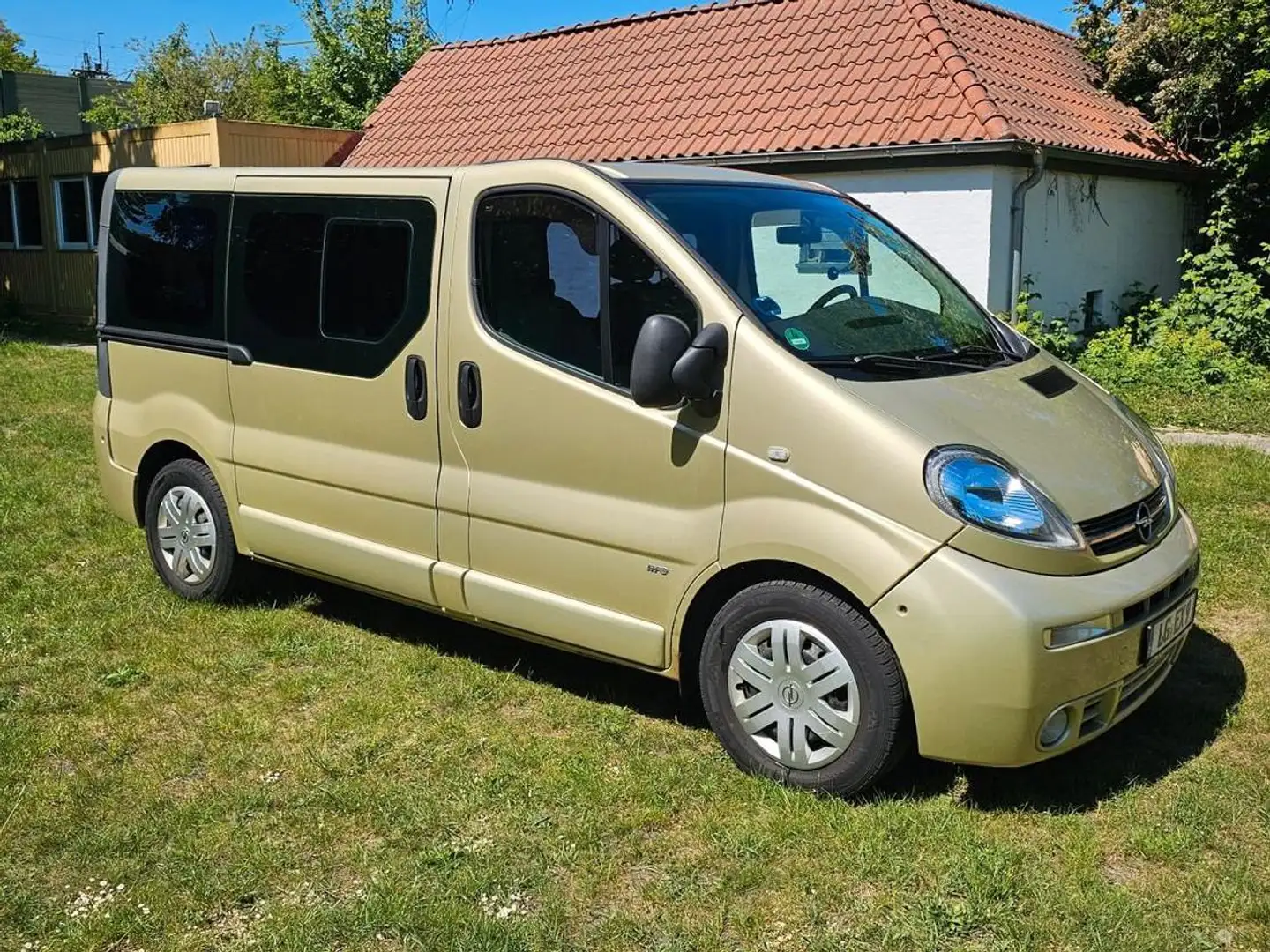 Opel Vivaro Vivaro Life Westfalia Bílá - 1