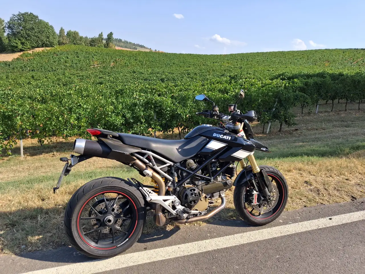 Ducati Hypermotard 1100