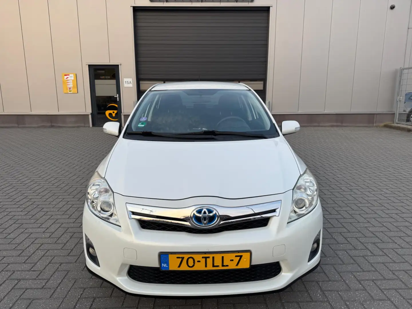 Toyota Auris 1.8 Full Hybrid Aspiration Wit - 2