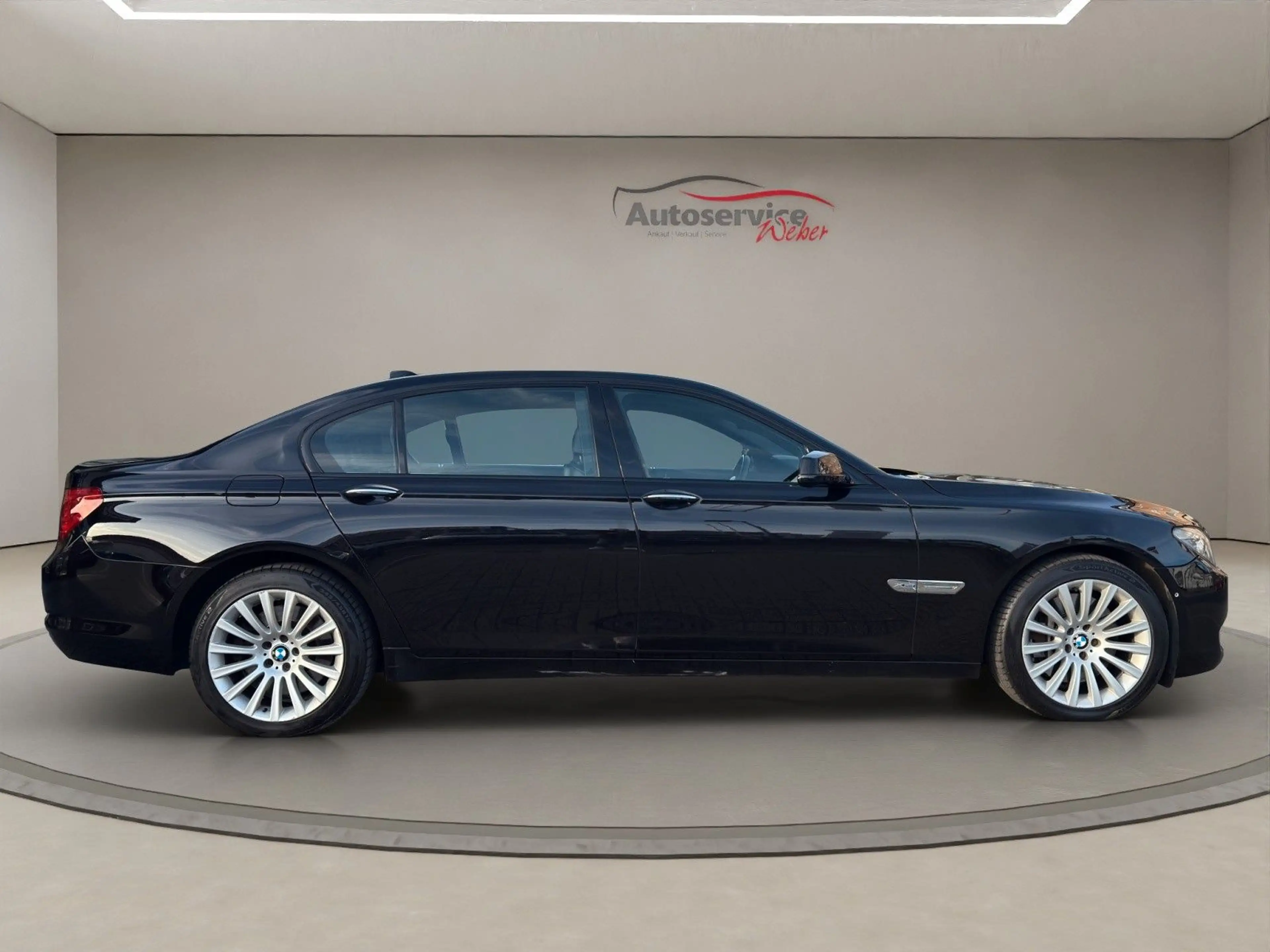 BMW 750 Li xDrive V8 4,4l  410PS Voll!!! — photo 6
