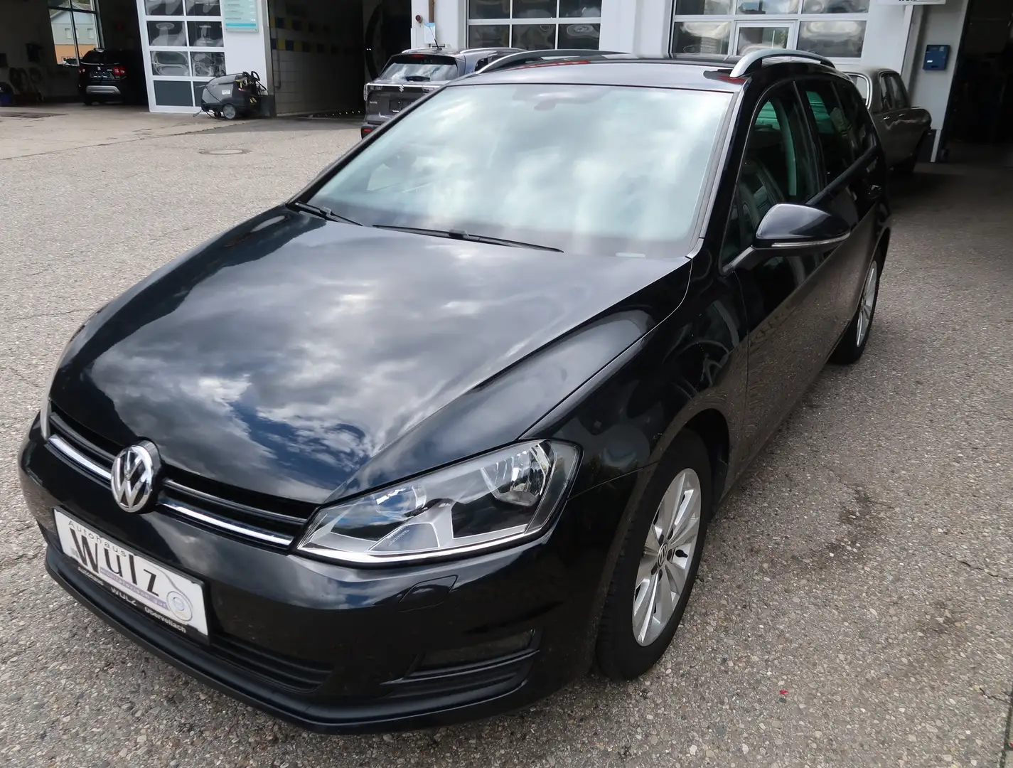 Volkswagen Golf Variant Comfortline BMT Schwarz - 2
