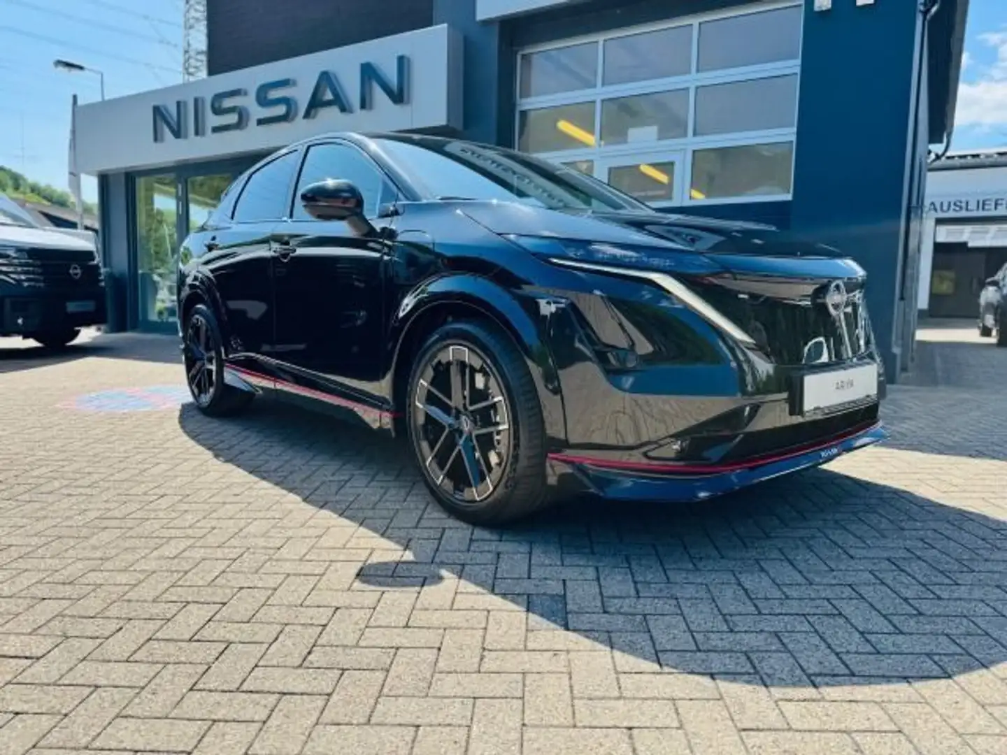 Nissan Ariya 87 kW/h e-4orce NISMO 20" Navi AVM BOSE Schwarz - 2