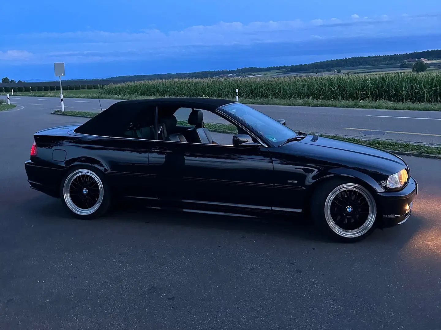 BMW E46 Schwarz - 1