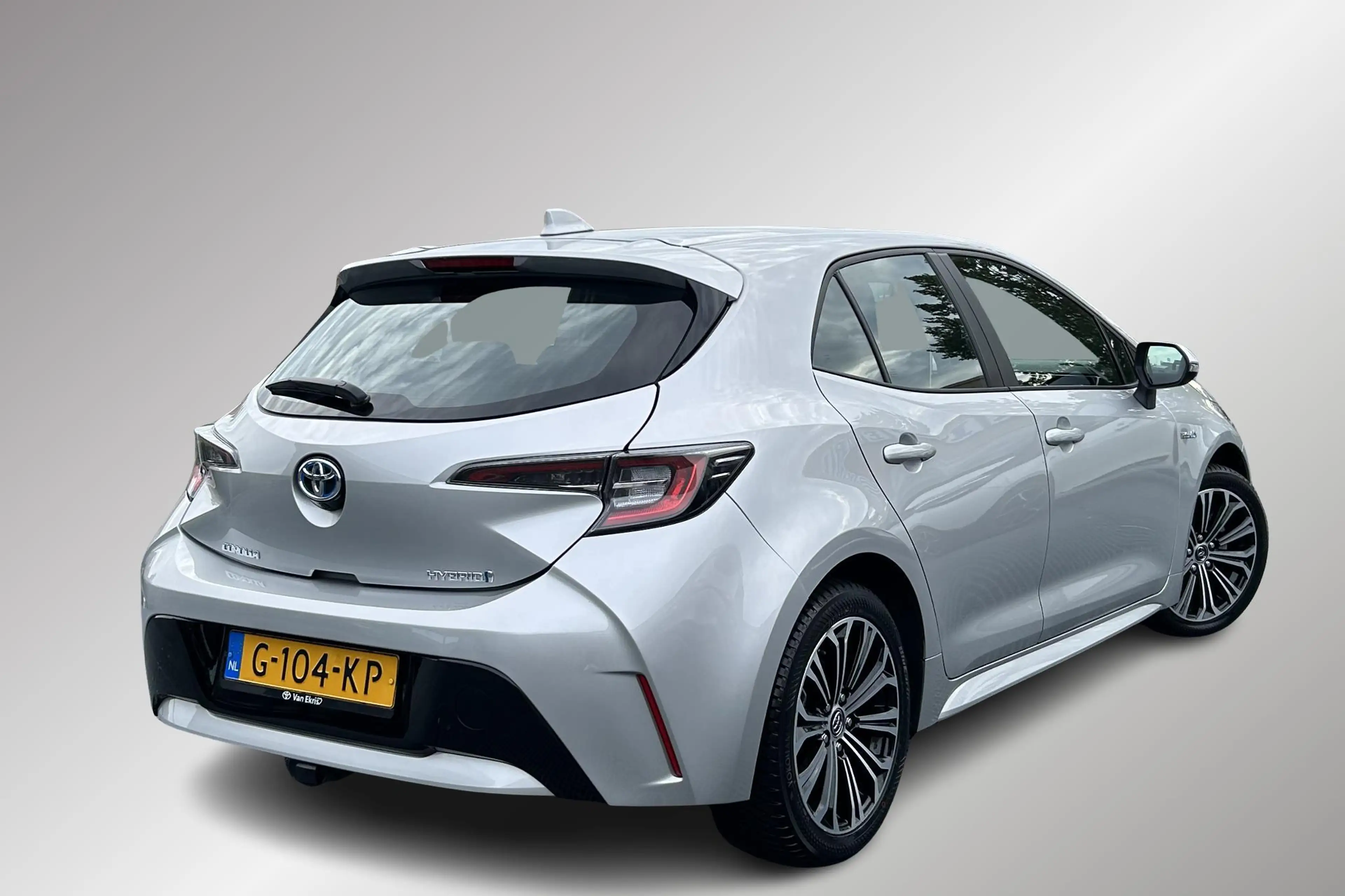 Toyota Corolla 1.8 Hybrid Dynamic, 1e eigenaar, Trekhaak, All sea — photo 2