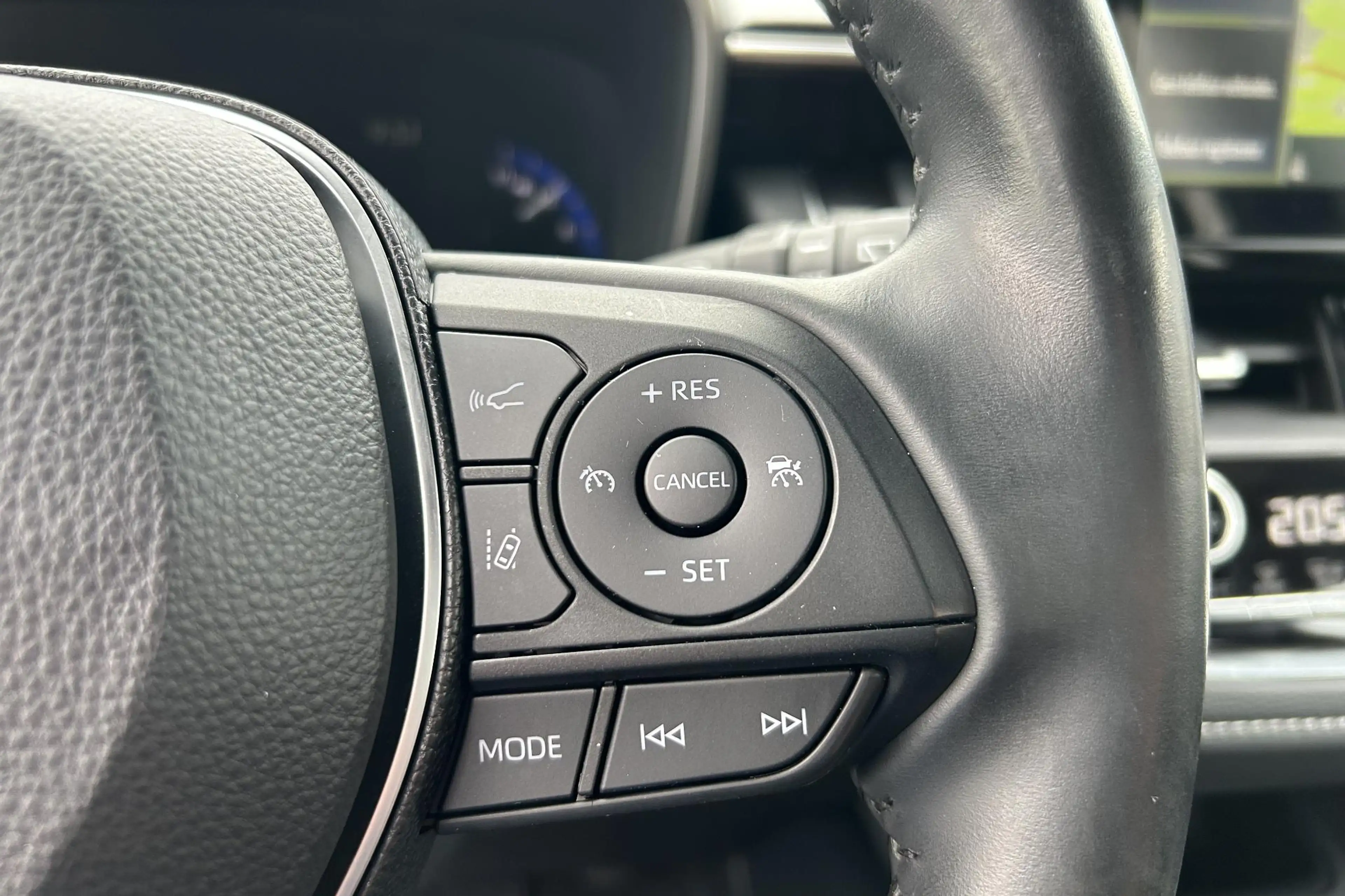 Toyota Corolla 1.8 Hybrid Dynamic, 1e eigenaar, Trekhaak, All sea — photo 14
