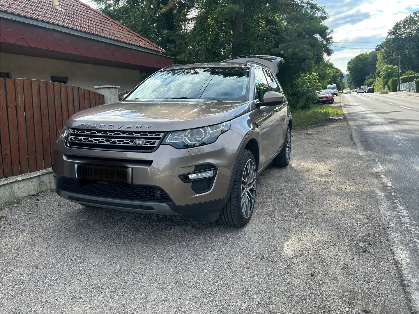 Land Rover Discovery Sport 2,0 TD4 4WD HSE Aut. Bronze - 1