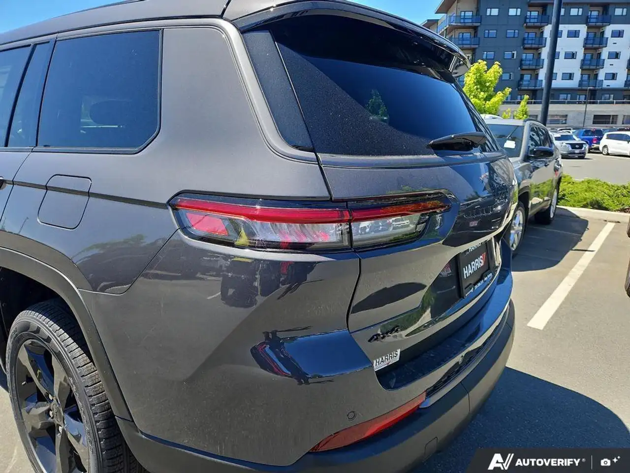 Jeep Grand Cherokee снимка Jeep Grand Cherokee