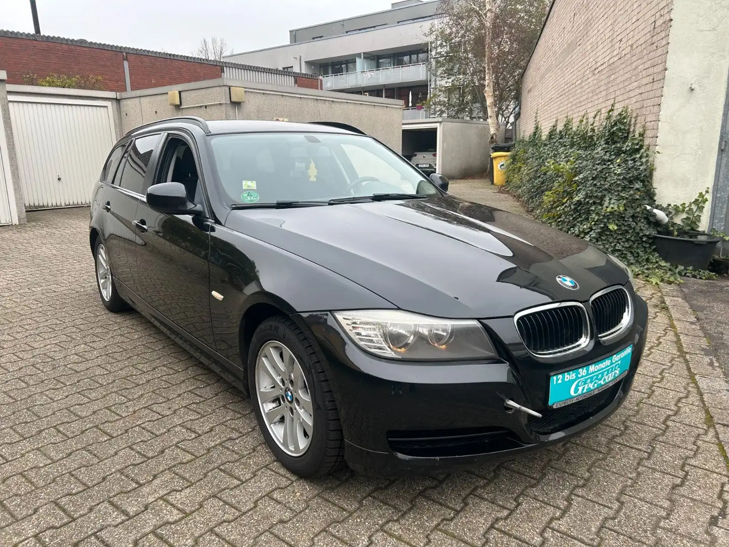 BMW 316 Baureihe 3 Touring 316d, LAGERSCHADEN Schwarz - 1