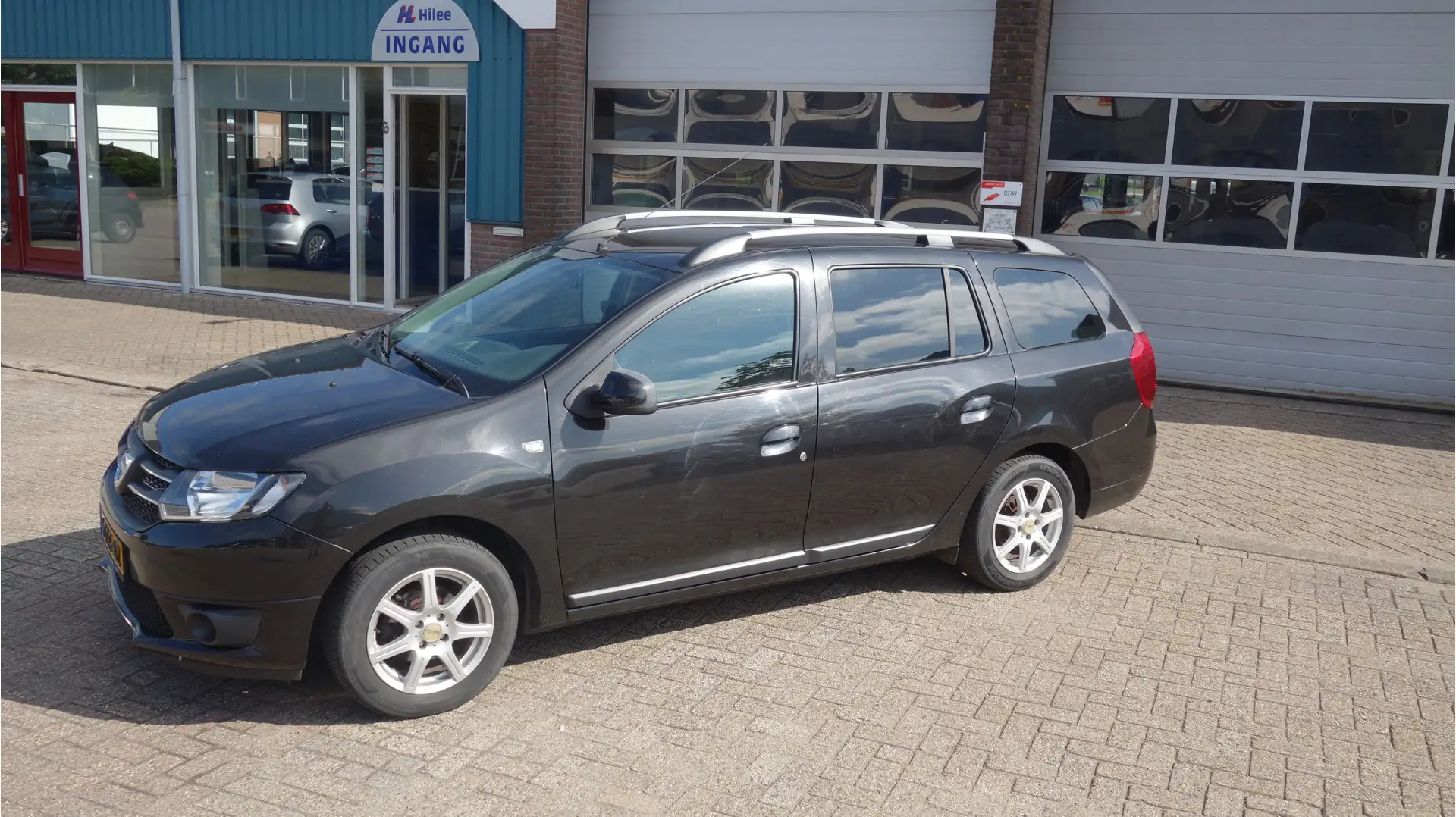 Dacia Logan MCV 0.9 TCe Prestige Zwart - 2