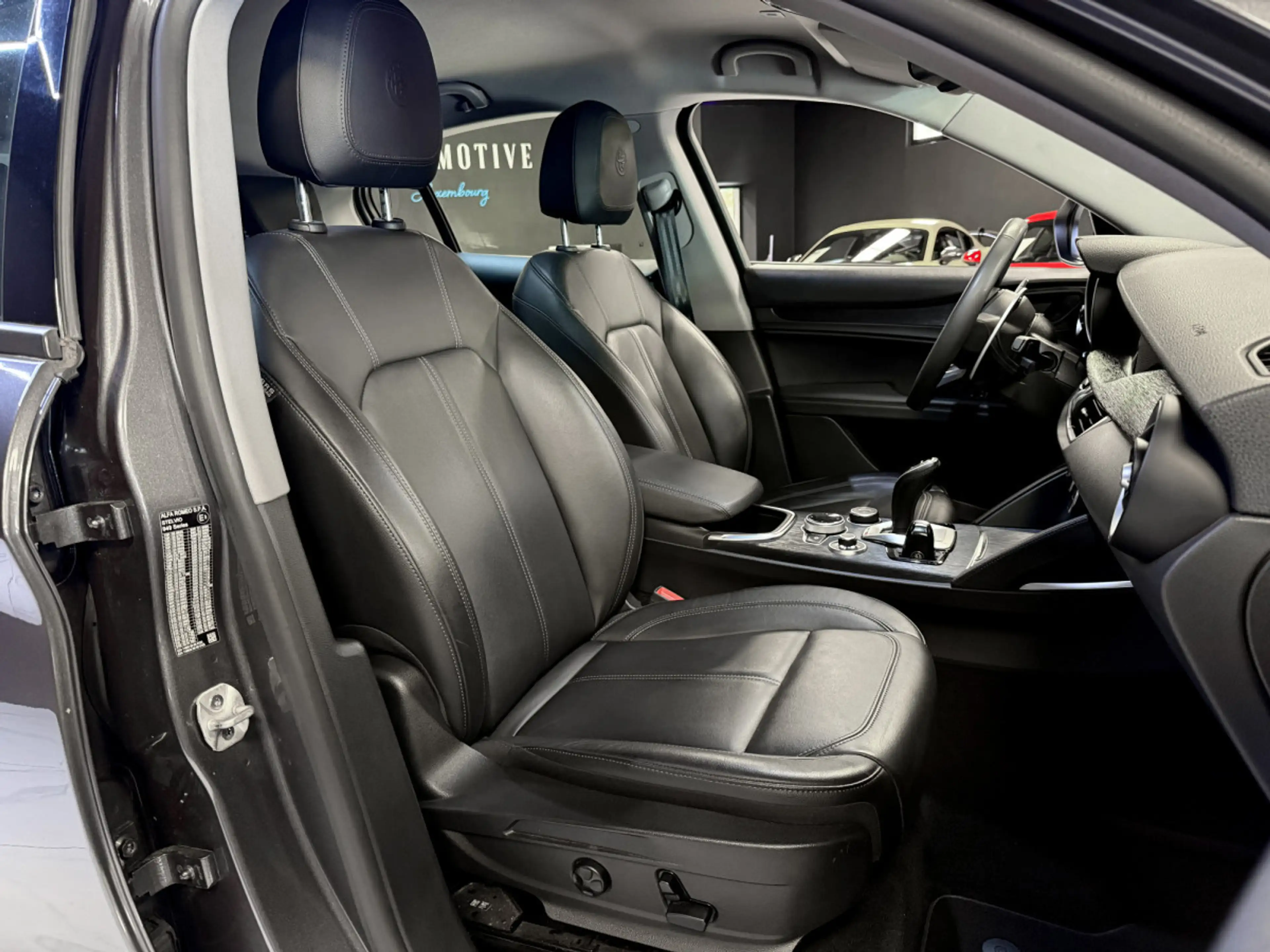 Alfa Romeo Stelvio 2.2 Diesel 160 ch — photo 13