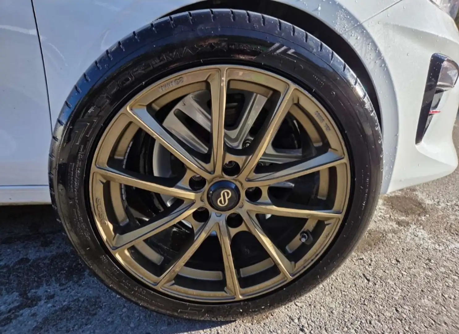 Kia Ceed / cee'd ceed 1,4 TGDI Silber Silber - 2