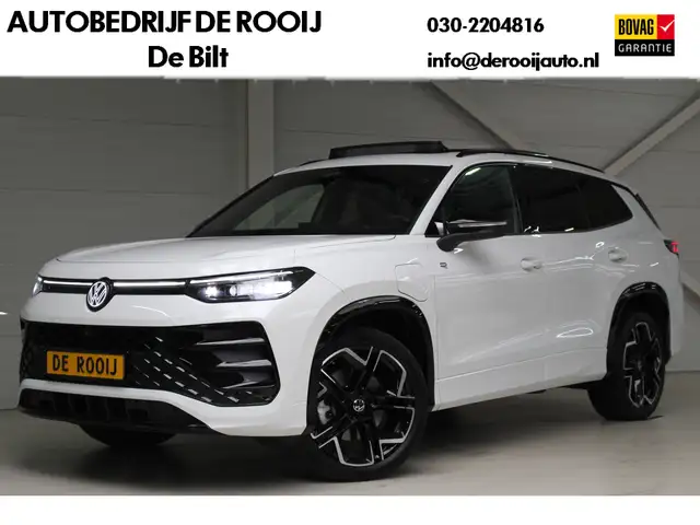 Volkswagen Tayron 1.5 eHybrid 272 PK R-Line Blackstyle Panoramadak |